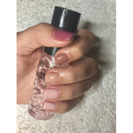 Pose de vernis semi-permanent